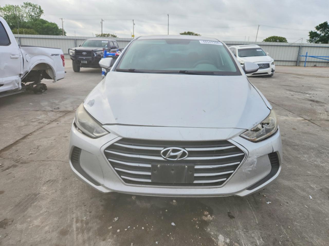 Hyundai ELANTRA Sel