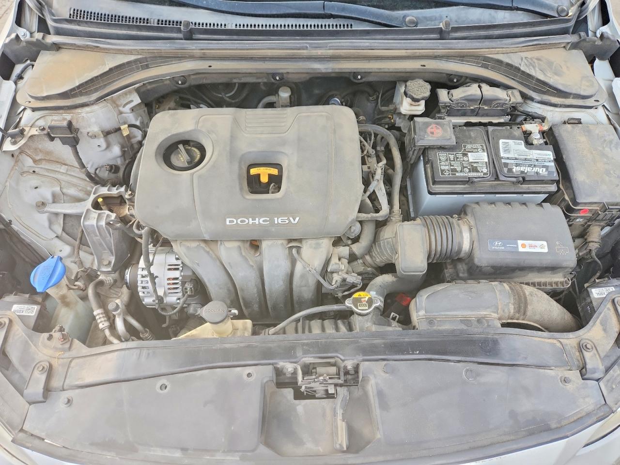 Hyundai ELANTRA Sel