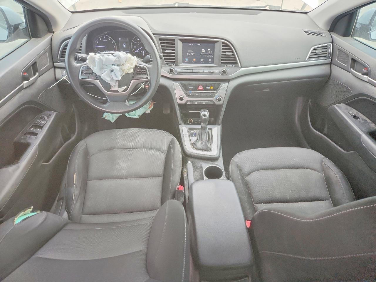 Hyundai ELANTRA Sel