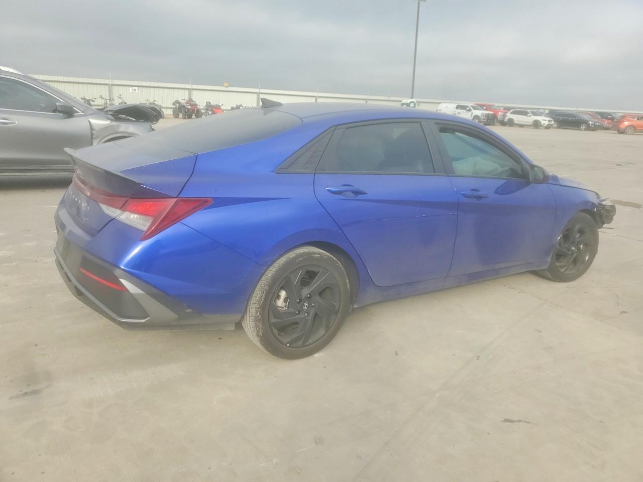 Hyundai ELANTRA Sel Sport