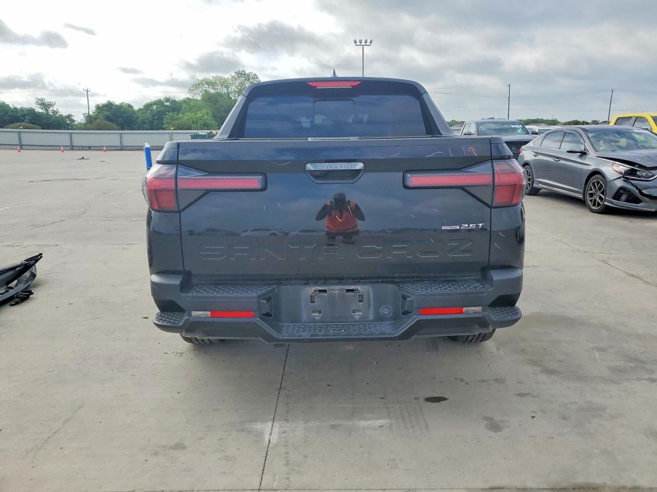 Hyundai SANTA CRUZ Night