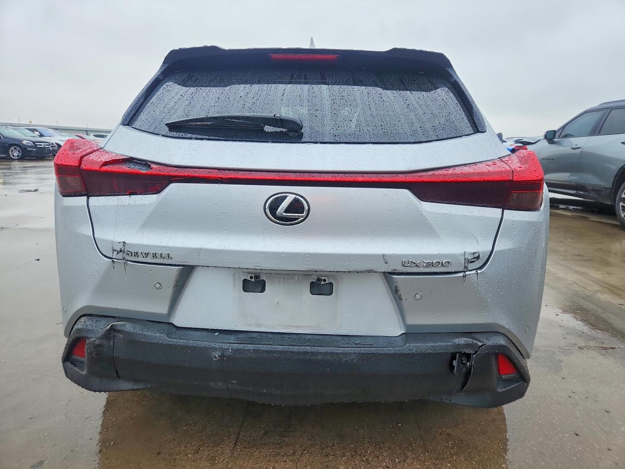 Lexus Ux 200