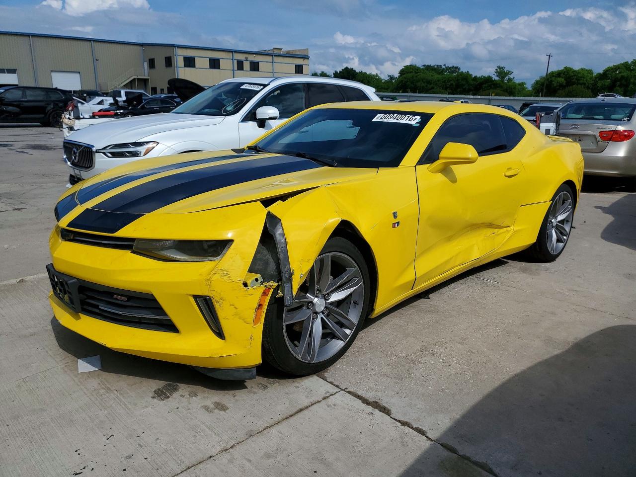 Salvage Chevrolet Camaro Image