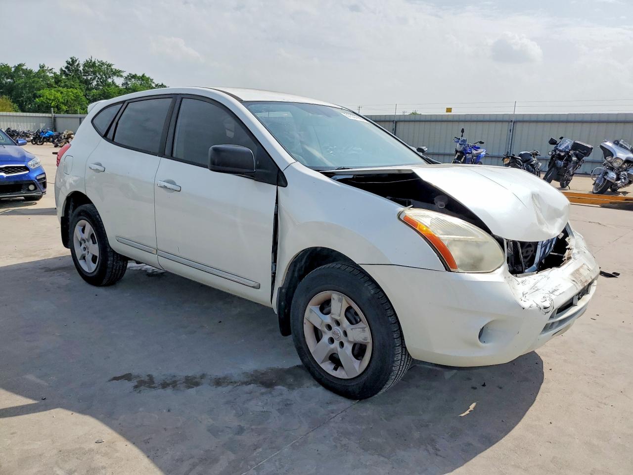 Nissan Rogue S