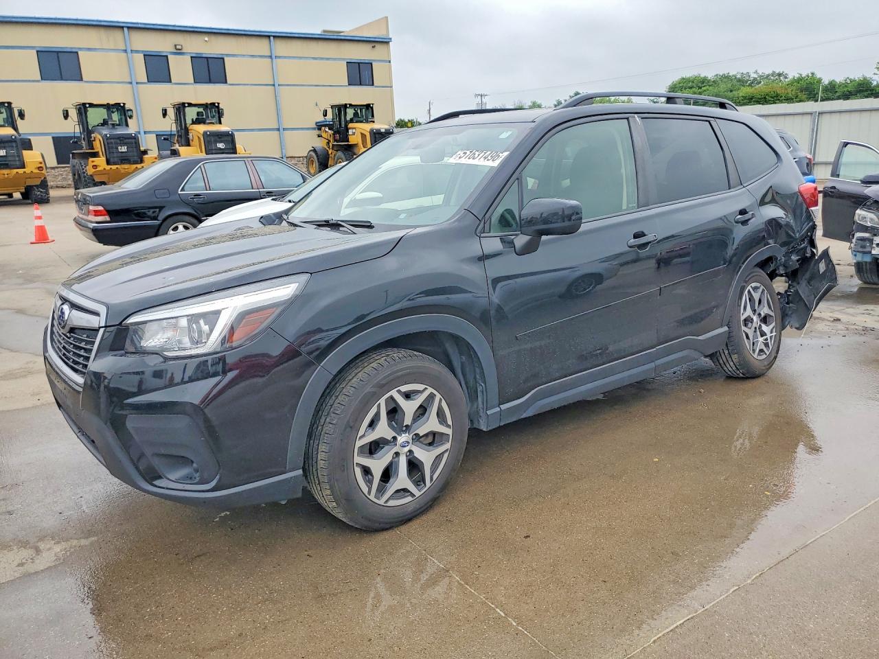 Salvage Subaru Forester Image