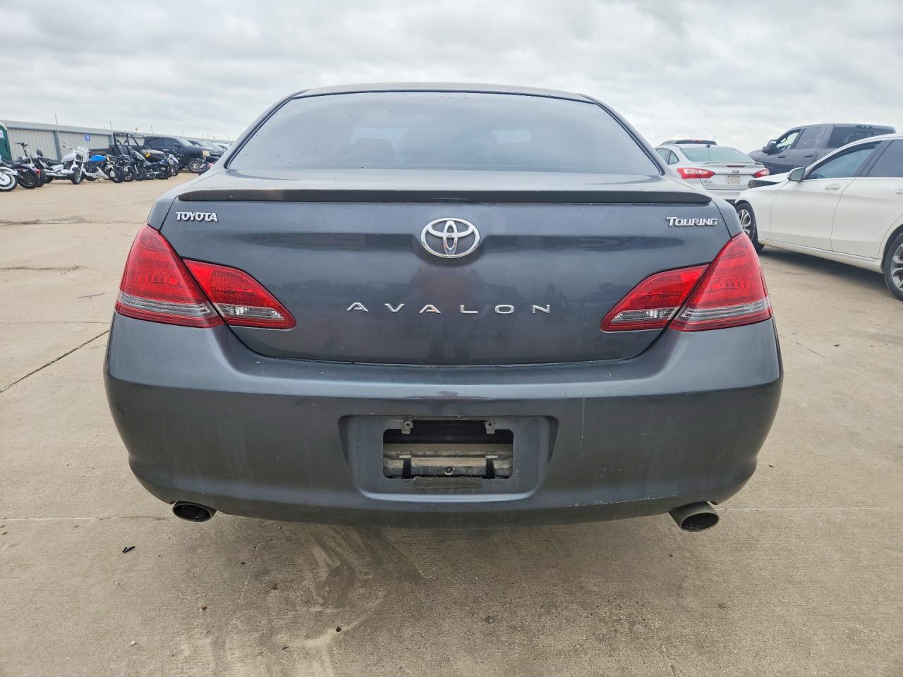 Toyota Avalon Touring