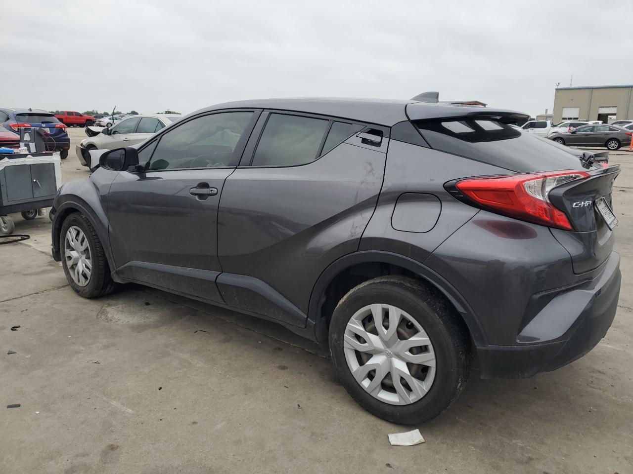 Toyota C-hr Le Le