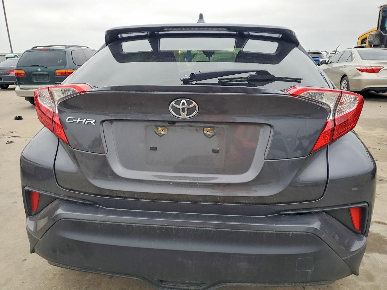 Toyota C-hr Le Le
