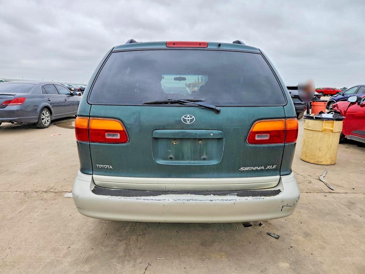Toyota Sienna Xle
