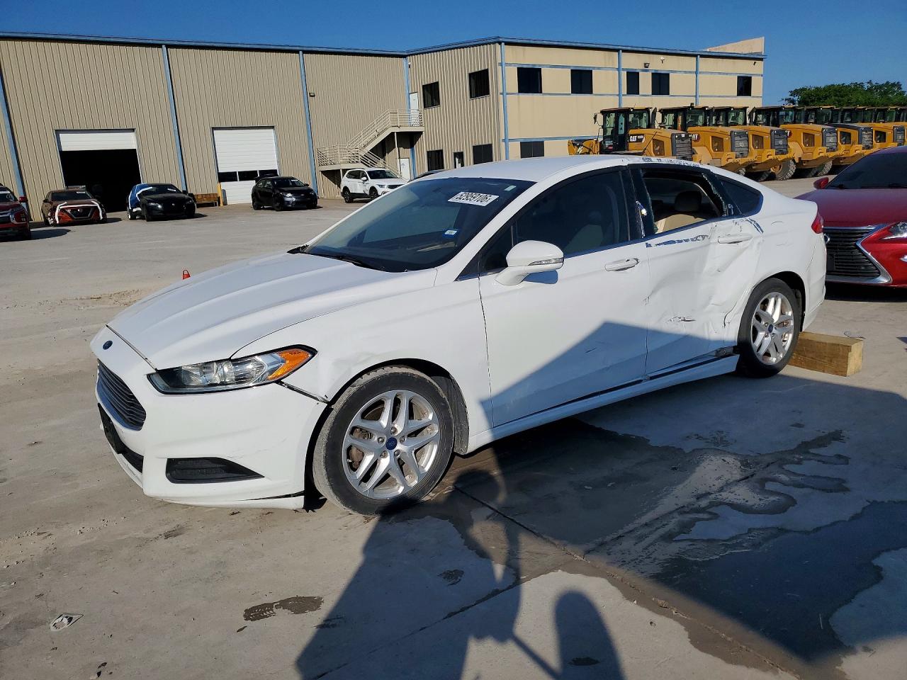 Salvage Ford Fusion Image
