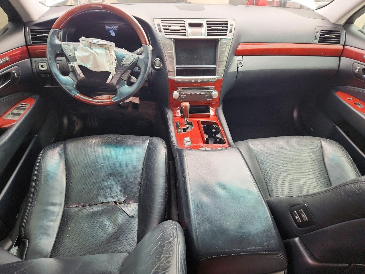 Lexus LS 460