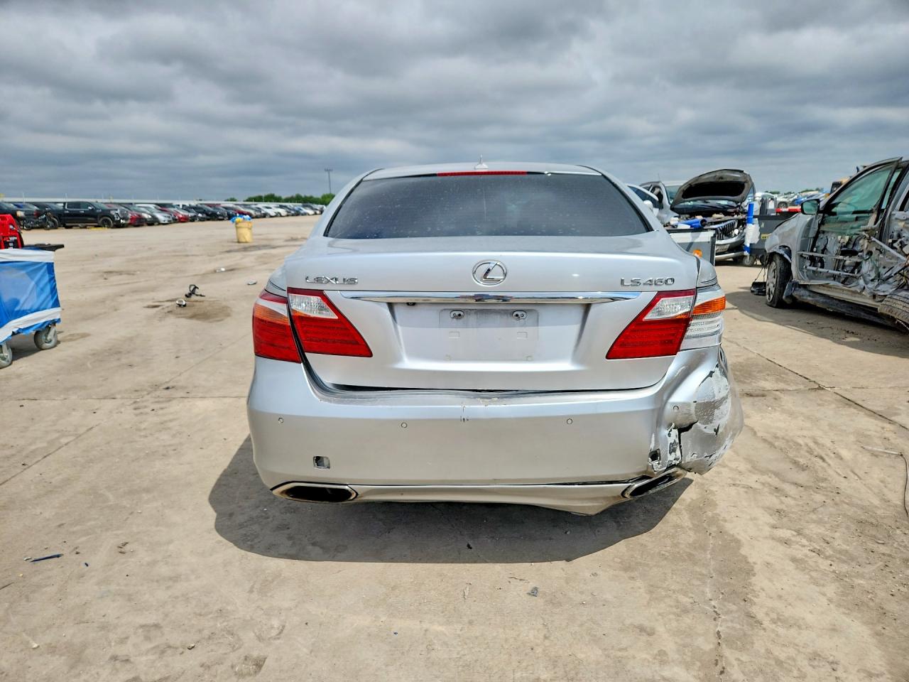 Lexus LS 460