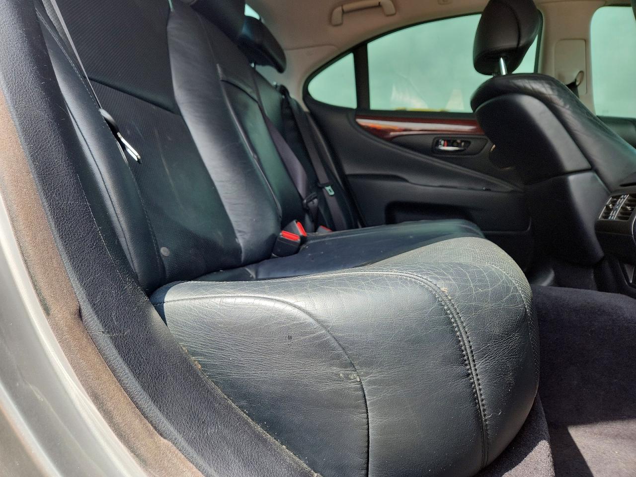 Lexus LS 460