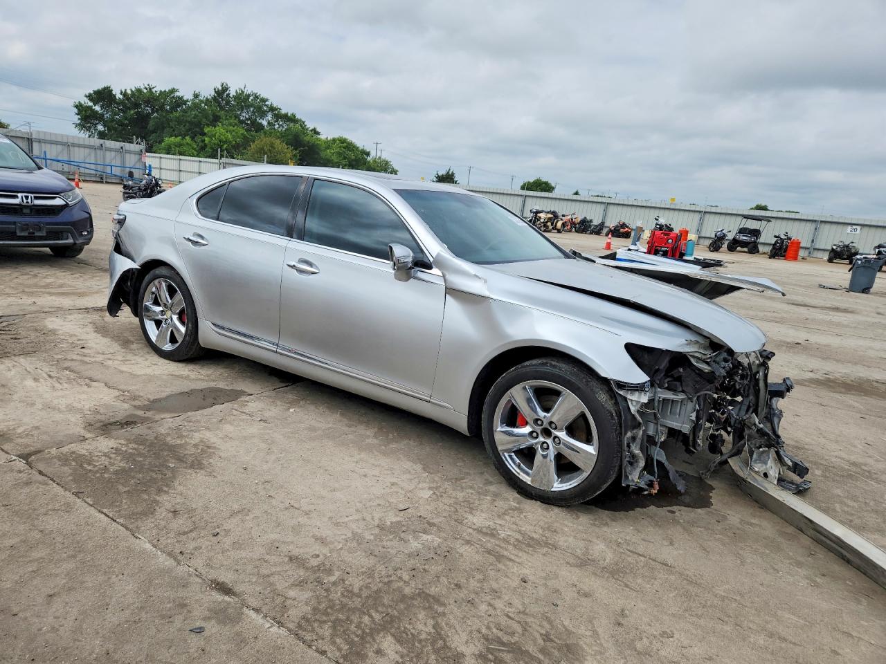 Lexus LS 460