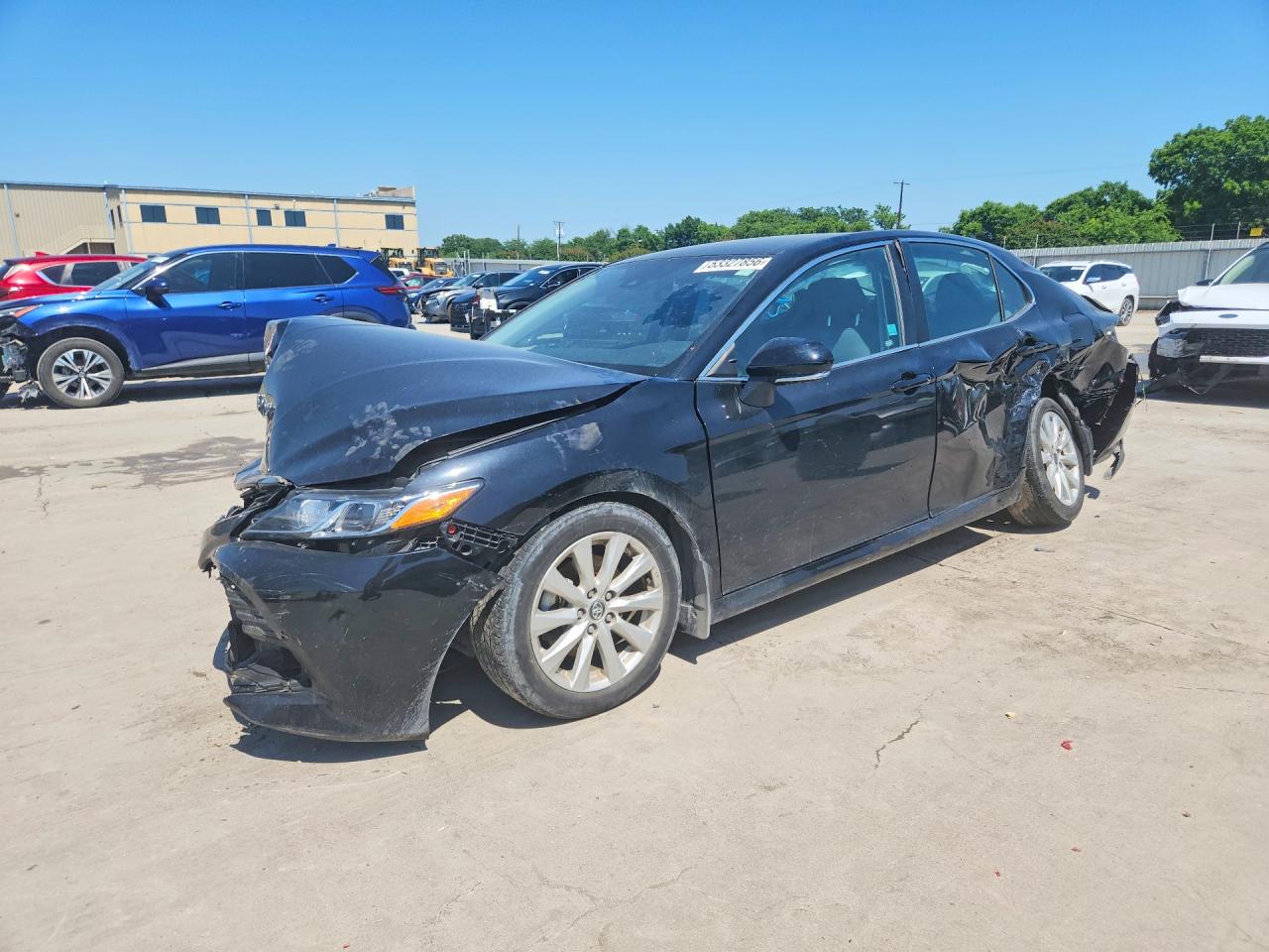 Salvage Toyota Camry Image