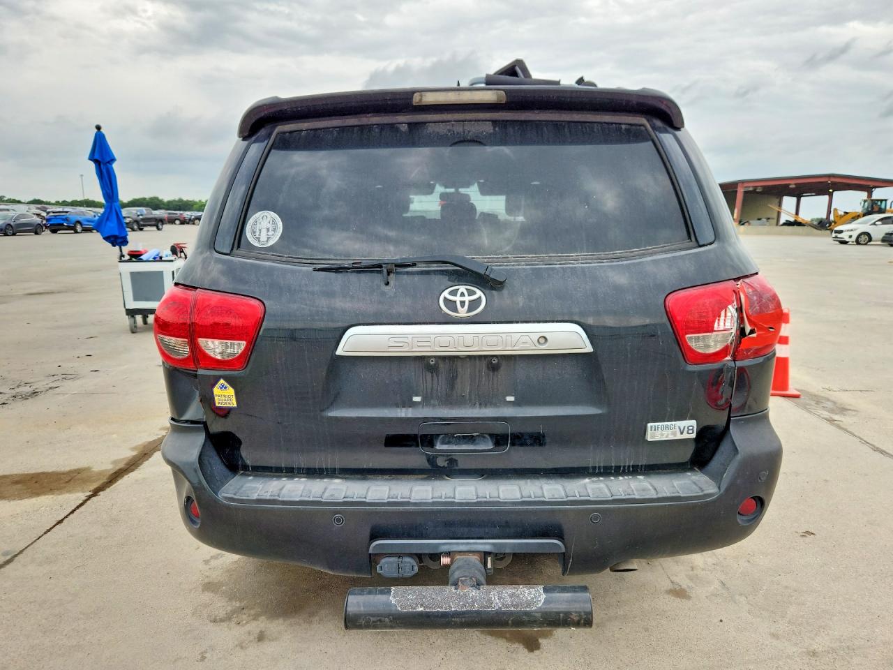 Toyota Sequoia Limited