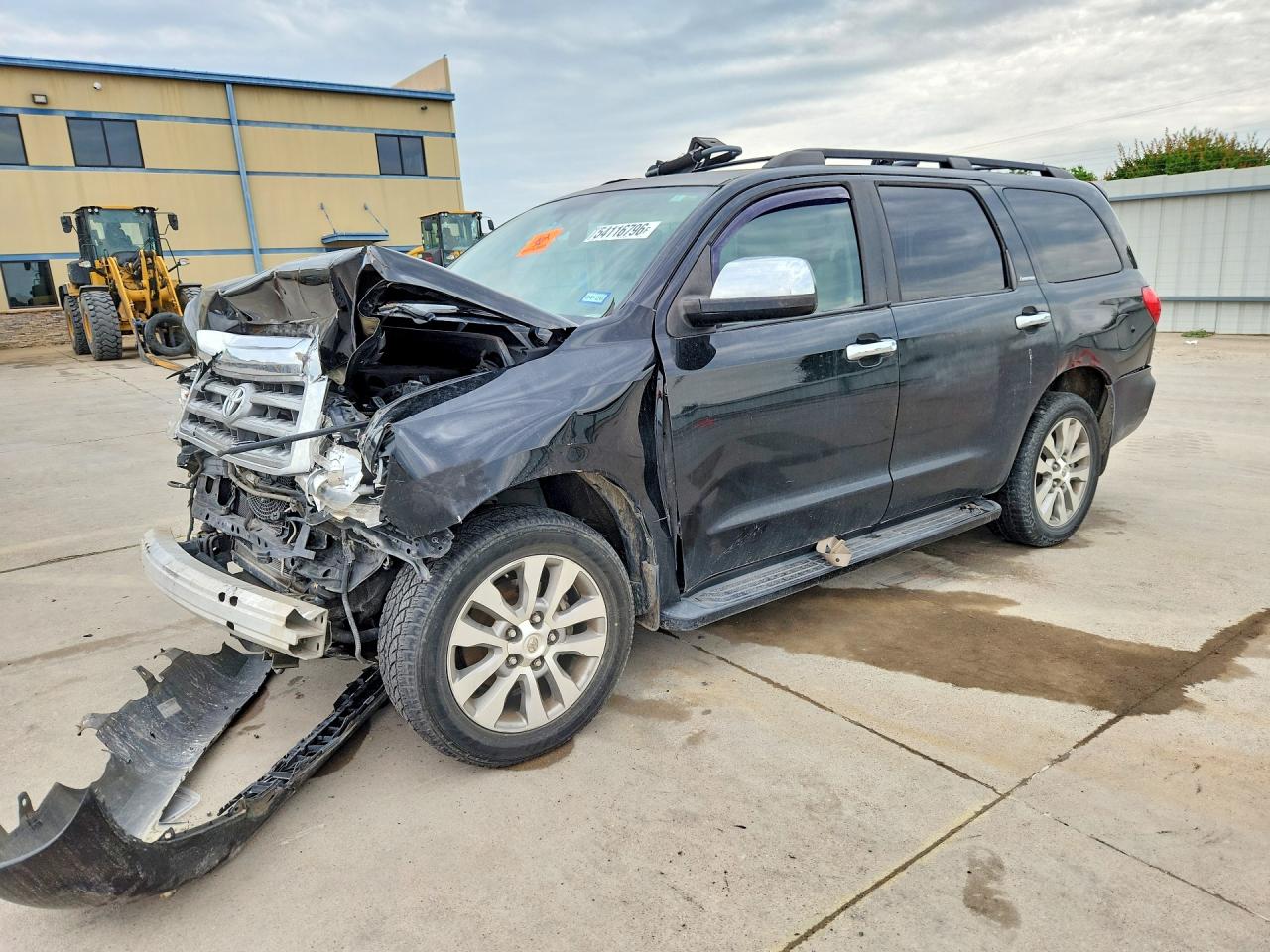Salvage Toyota Sequoia Image