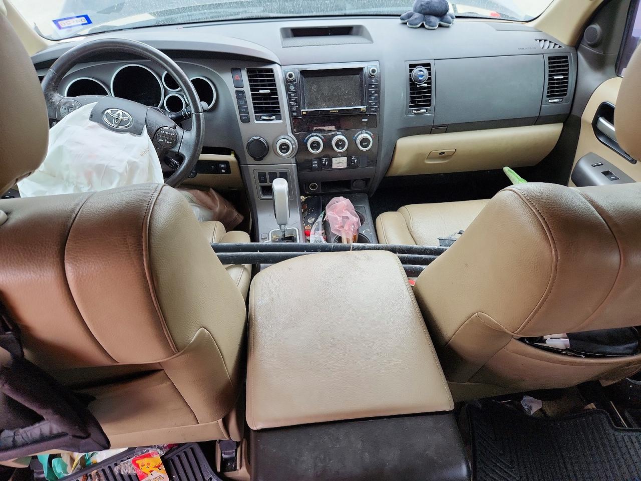 Toyota Sequoia Limited