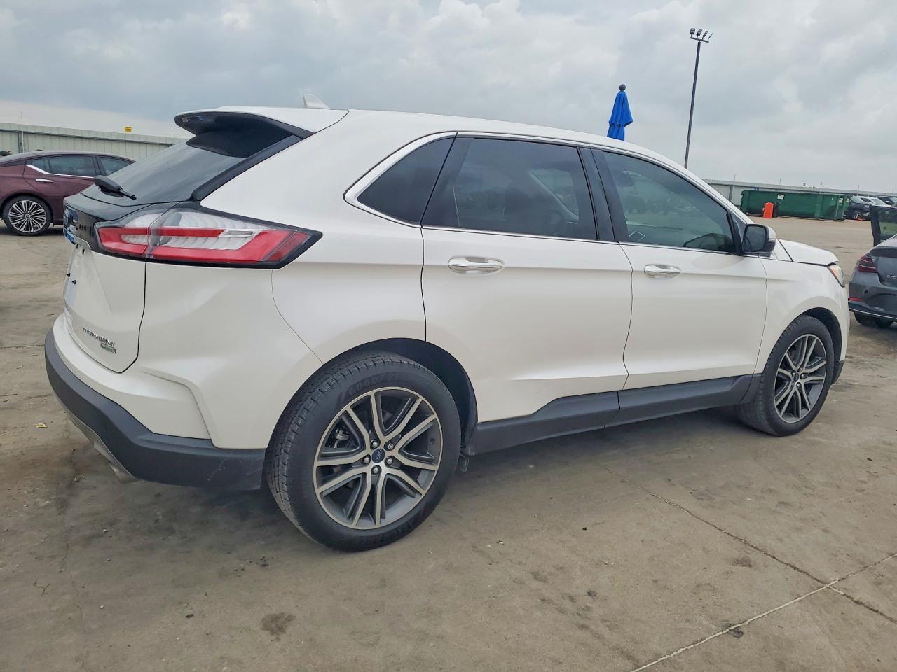 Ford Edge Titanium