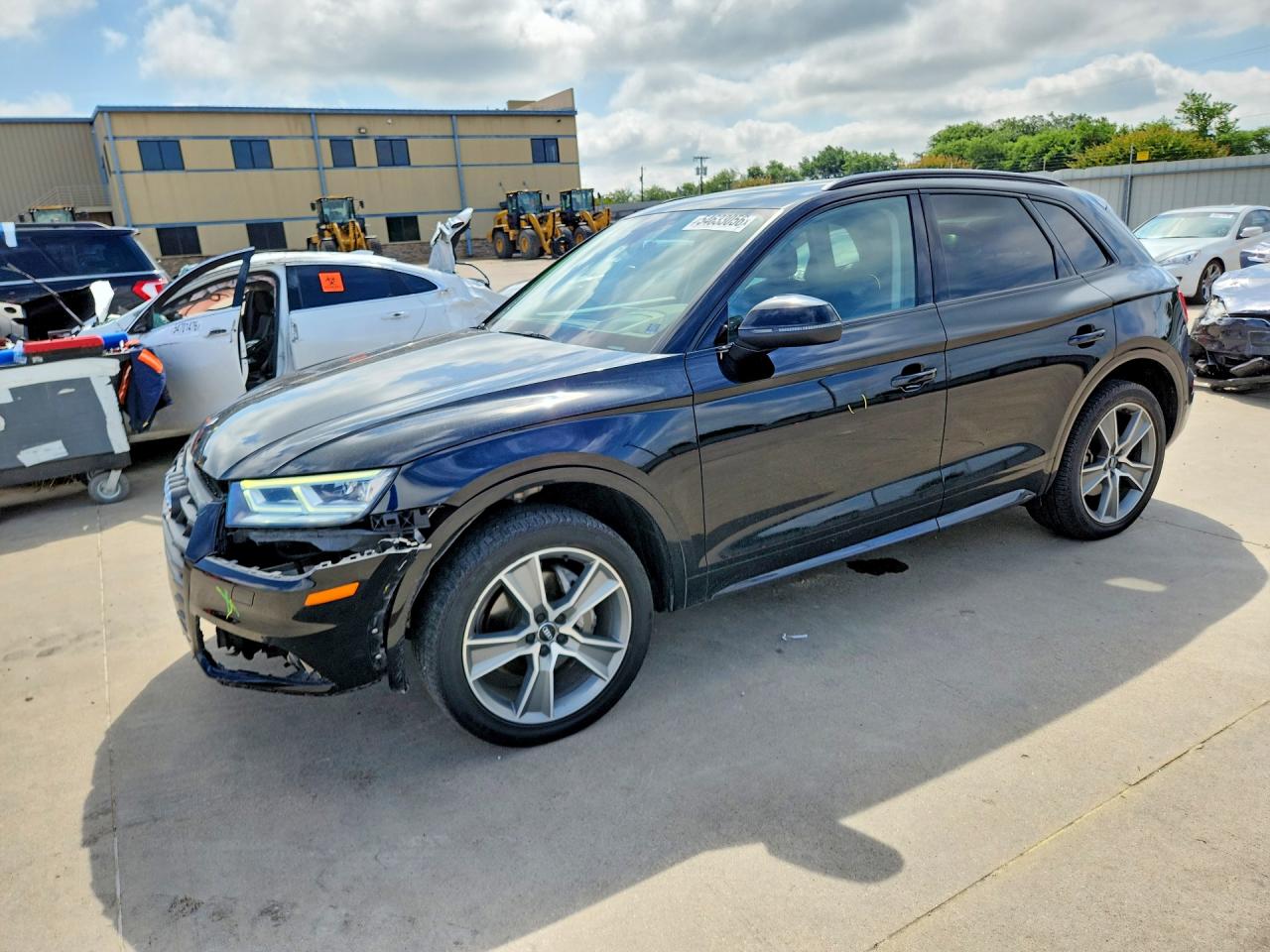 Salvage Audi Q5 Image