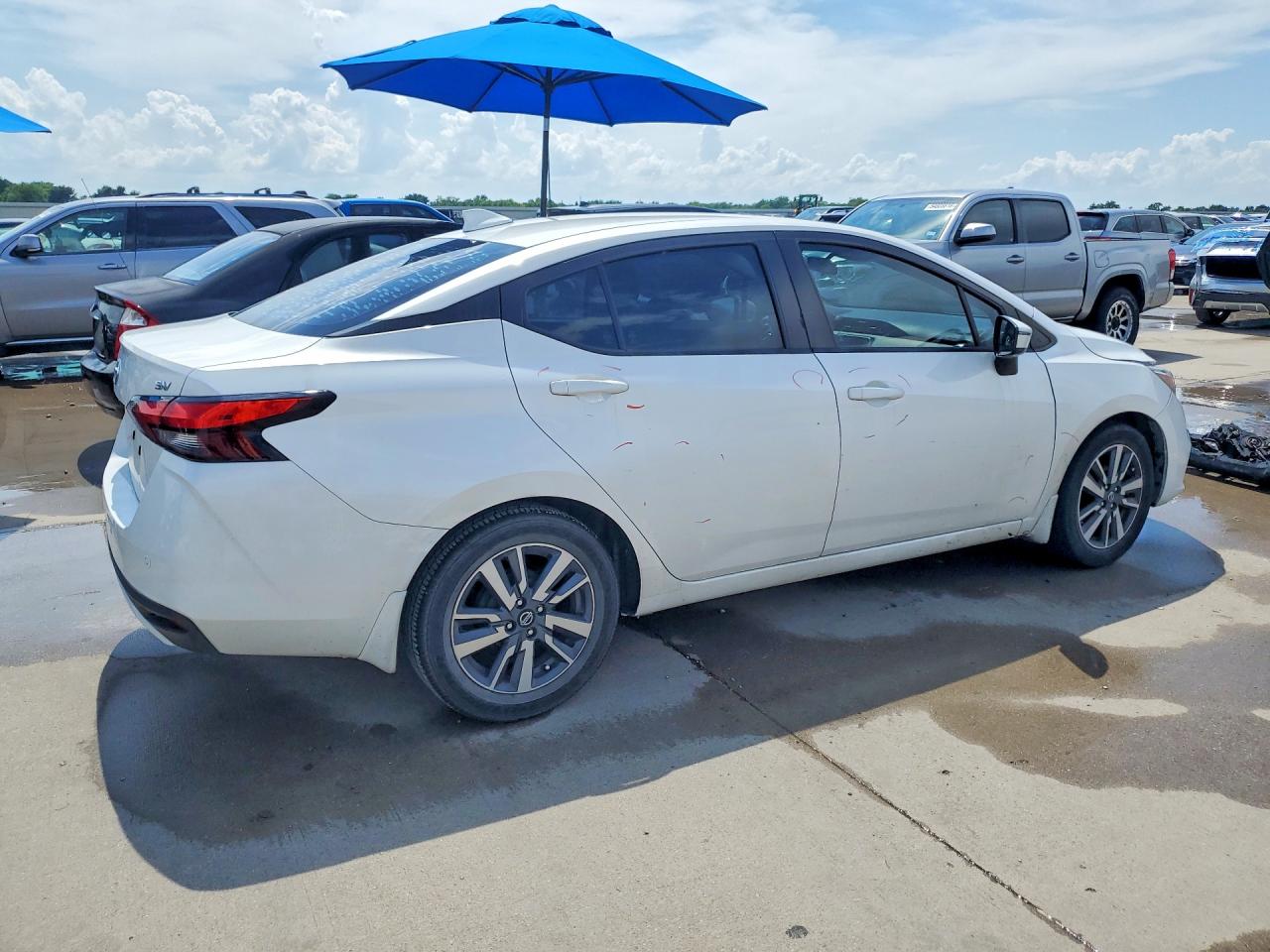 Nissan Versa Sv