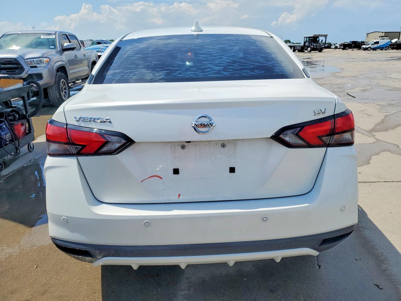 Nissan Versa Sv