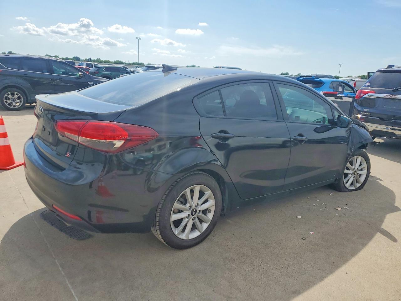 Kia Forte S