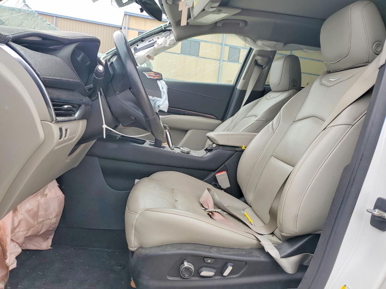 Cadillac XT4 Premium Luxury