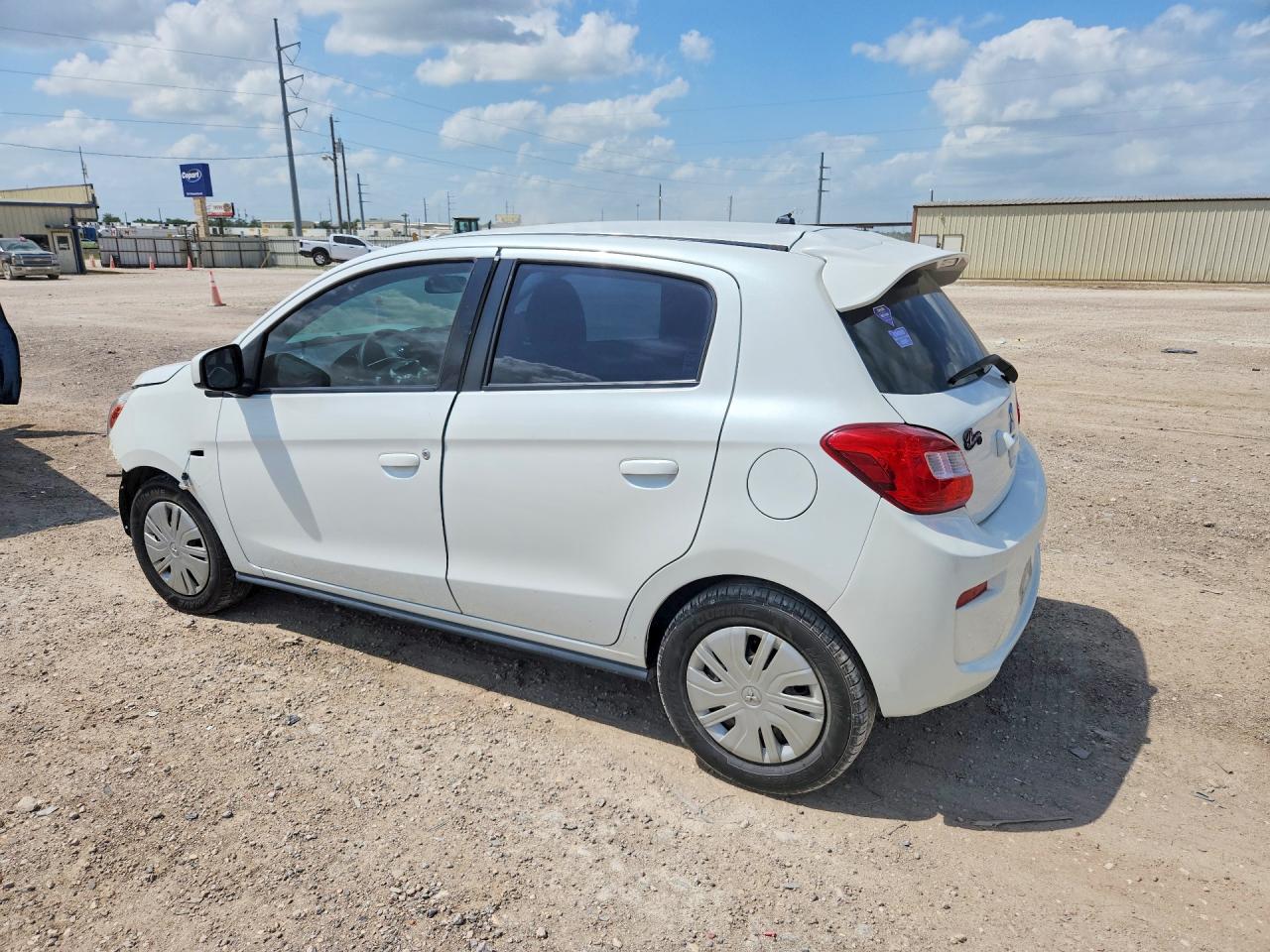 Mitsubishi Mirage Es