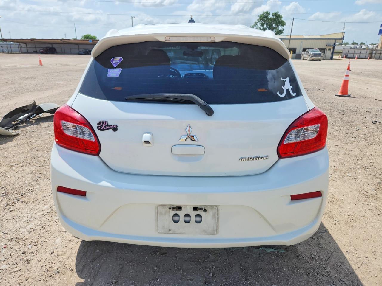Mitsubishi Mirage Es