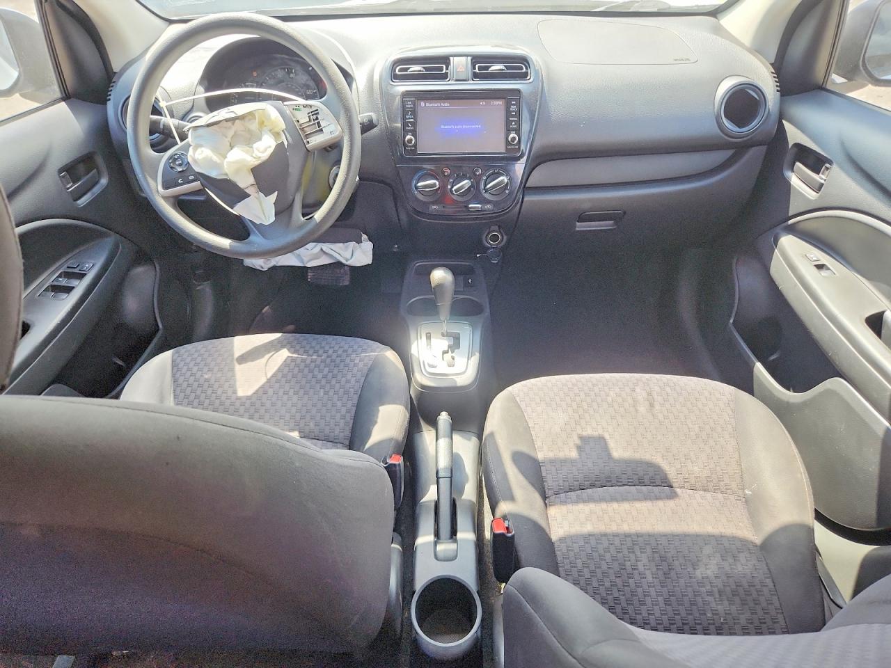 Mitsubishi Mirage Es