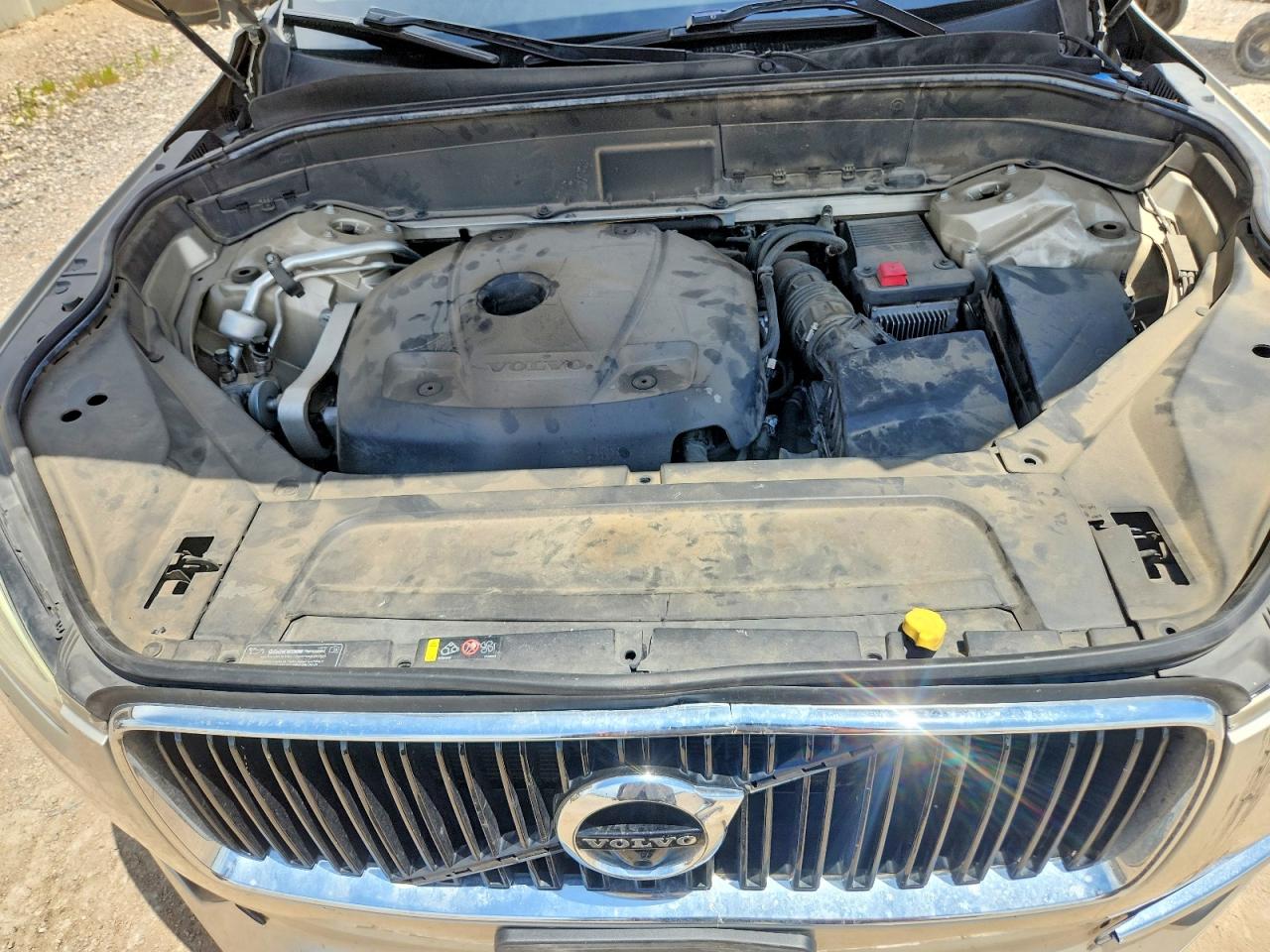 Volvo XC90 T6