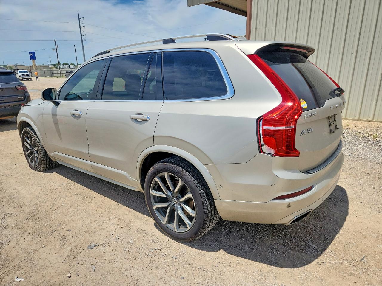 Volvo XC90 T6