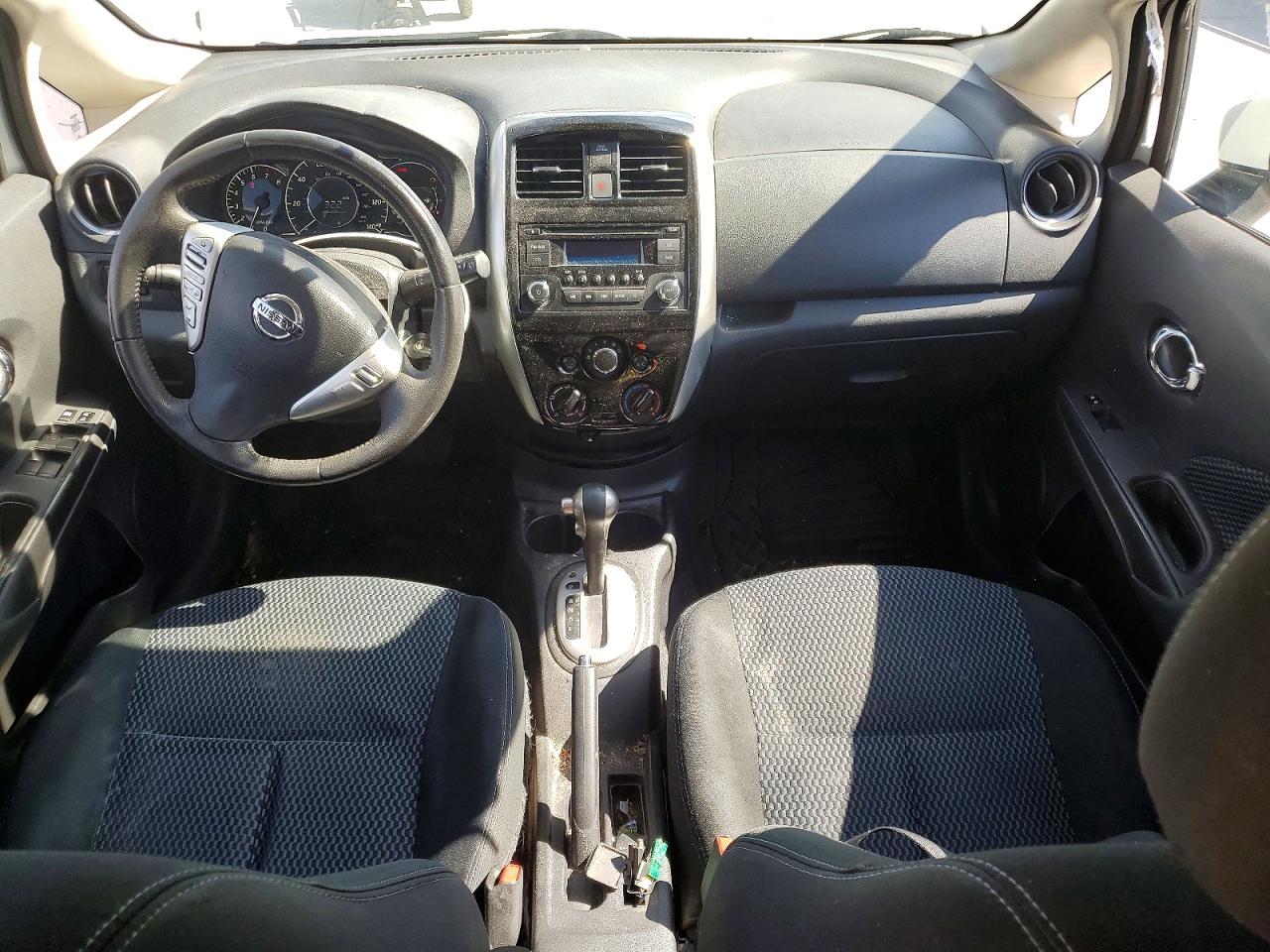 Nissan Versa Sv