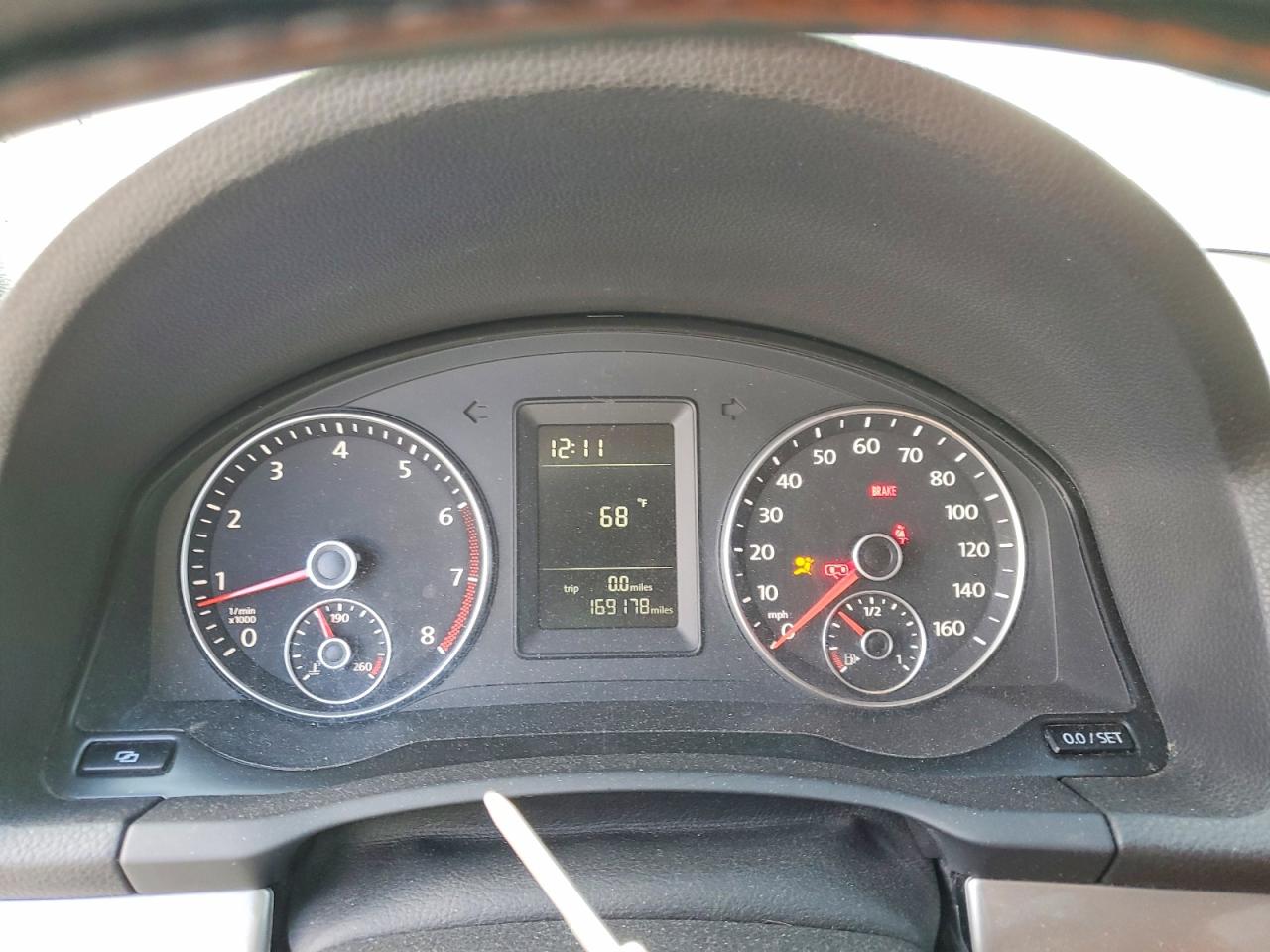 Volkswagen Jetta S