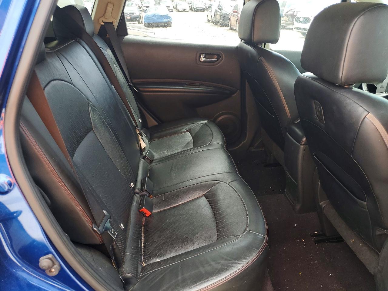 Nissan Rogue S