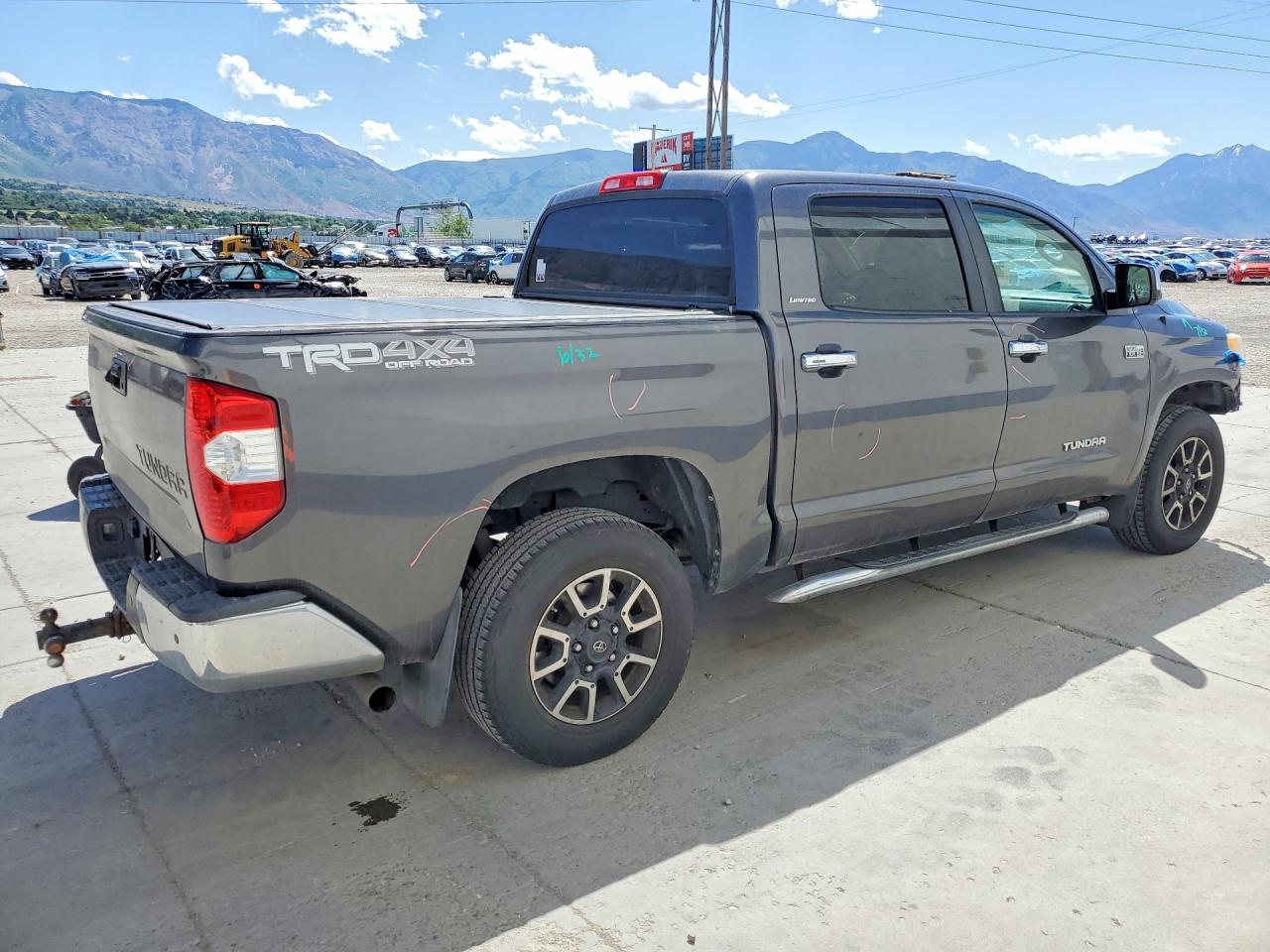 Toyota Tundra Crewmax Limited