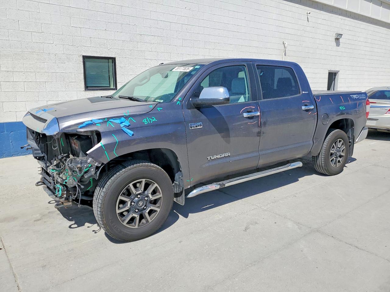 Salvage Toyota Tundra Image