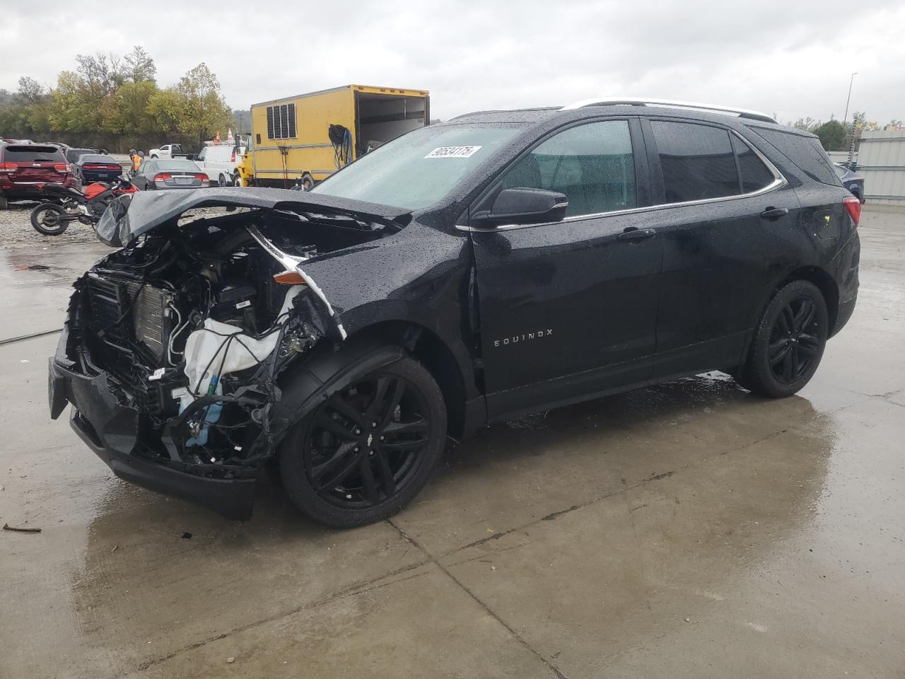 Salvage Chevrolet Equinox Image