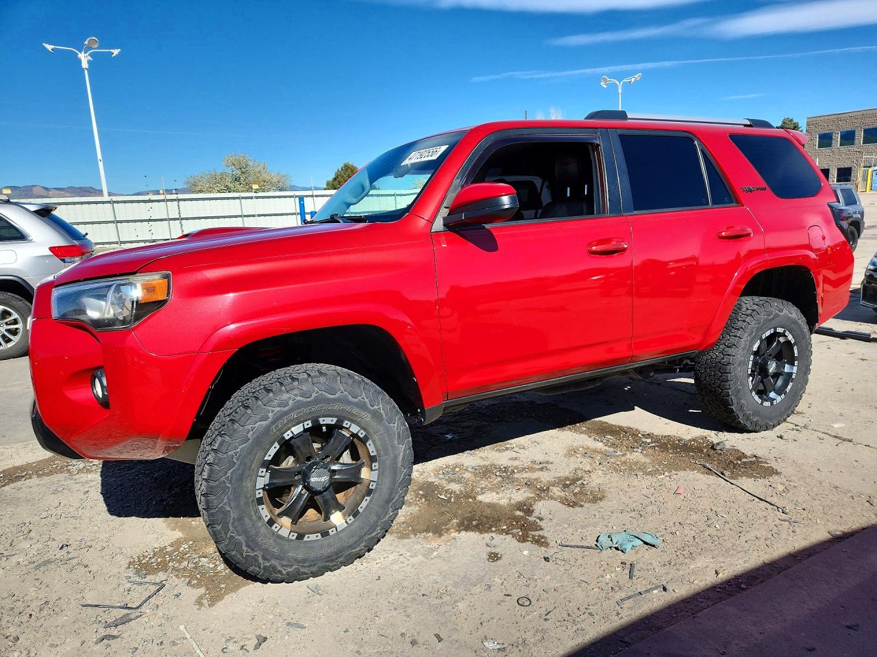 Salvage Toyota 4Runner Image
