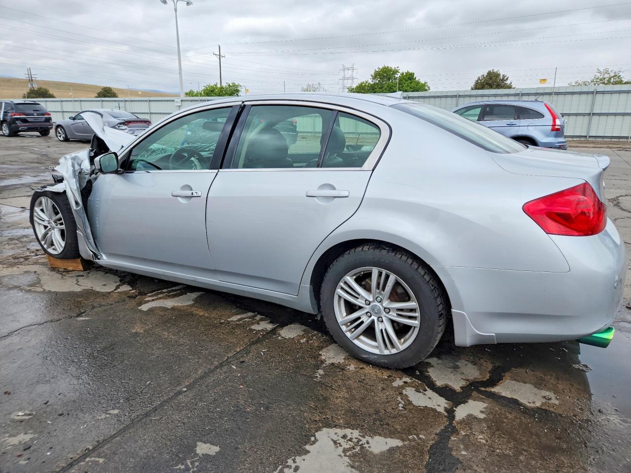 INFINITI G37 X