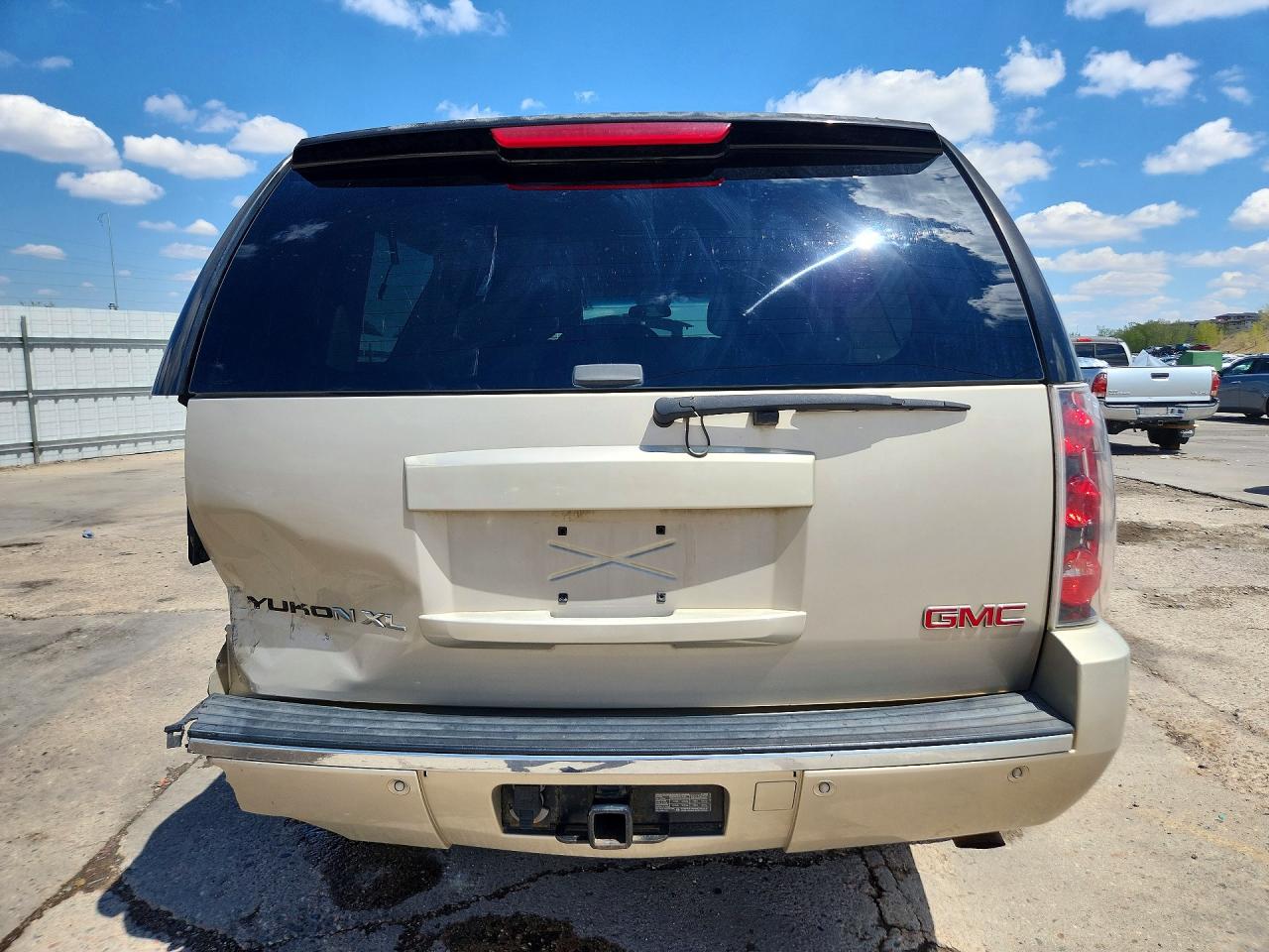 GMC Yukon Denali