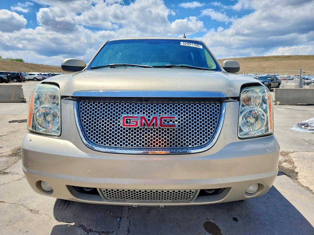 GMC Yukon Denali