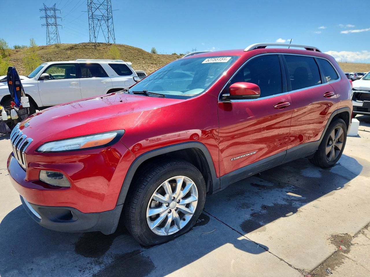 Salvage Jeep Cherokee Image