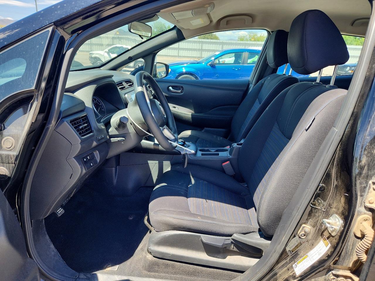 Nissan LEAF S