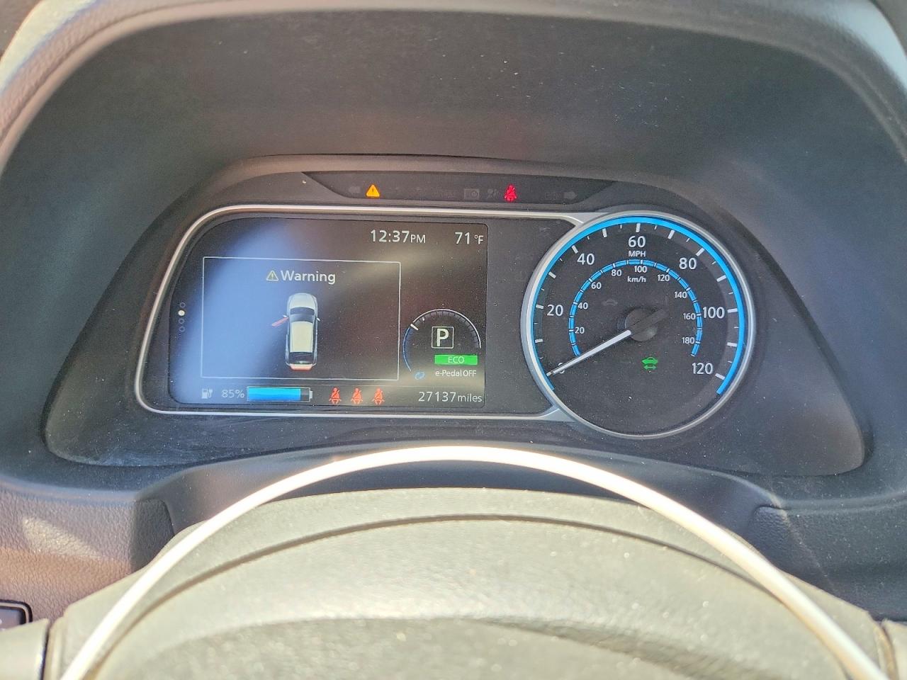 Nissan LEAF S