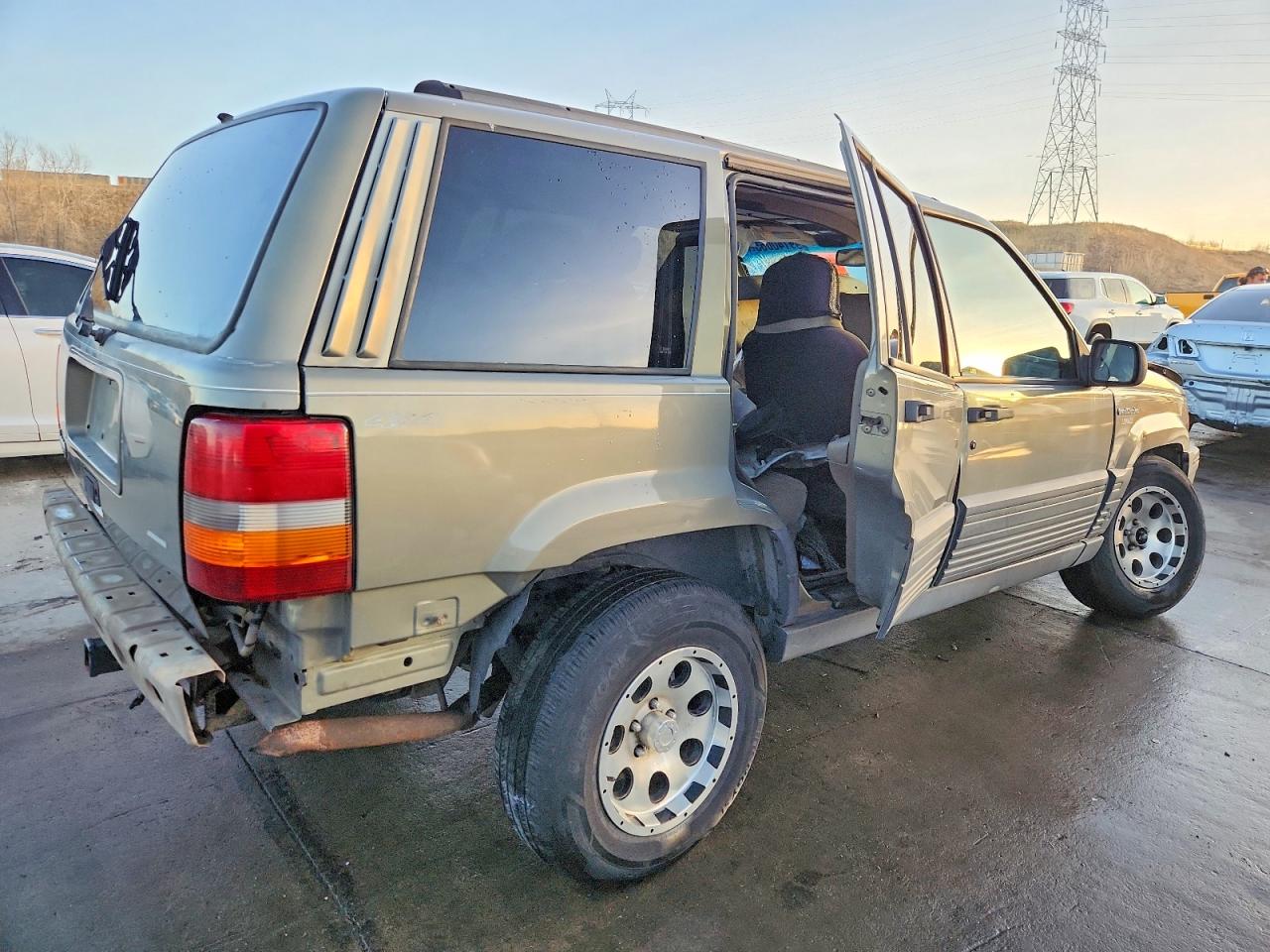 Jeep Grand Cherokee Laredo