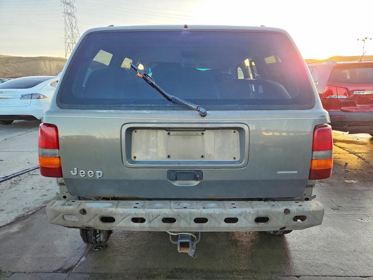 Jeep Grand Cherokee Laredo