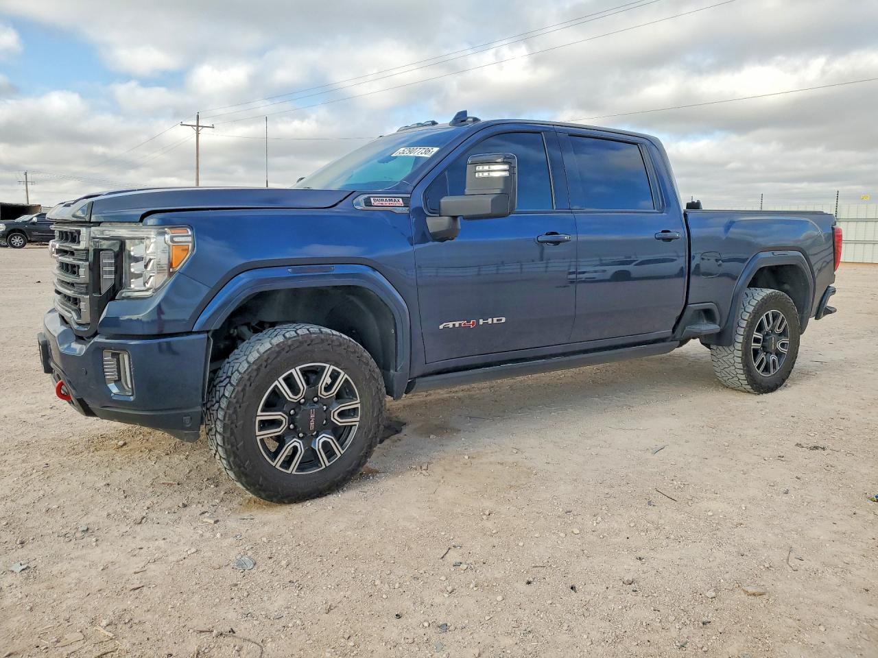 Salvage GMC Sierra Image
