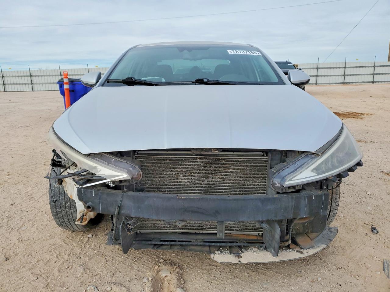 Hyundai ELANTRA Value Edition